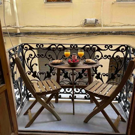 Cozy Valencia