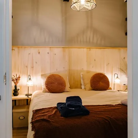 Cozy Valencia